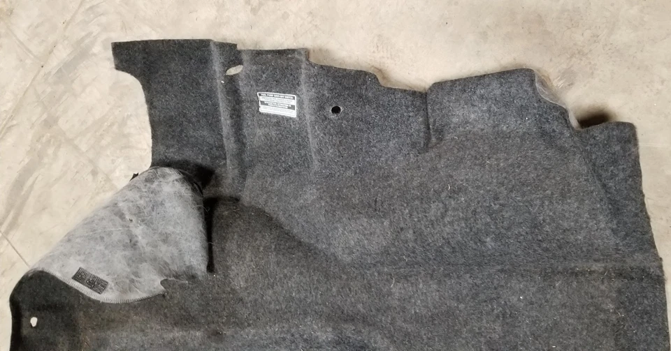 Alfombra maletero 1989 90 91 92 93 94 95 96 1997 Ford Thunderbird Mercury Cougar Foto 3 de 4