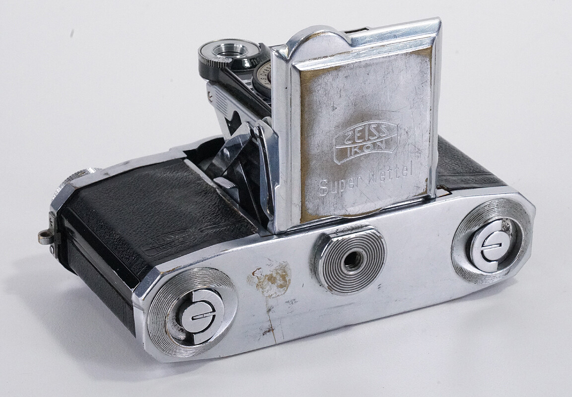 ZEISS SUPER NETTEL II, CHROME, SHUTTER BAD, DENTED AND WORN