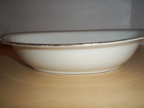 Vintage C. Ahrenfeldt Limoges Oval Bowl France Depose Patented Blue W/Pink Roses - Picture 2 of 12