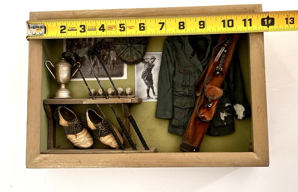 Hombre Cueva Sala de Juegos Vintage Marco Arte Club de Golf Chaqueta Sombrero Zapatos Pelotas Bolsa Trofeo Foto 3 de 4
