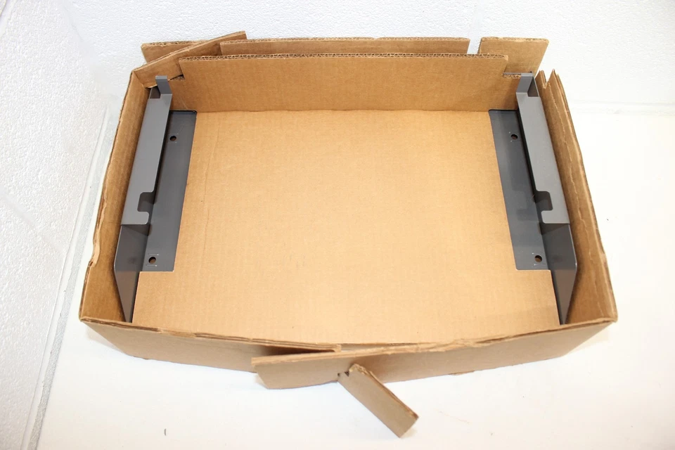 Black & Decker Unterschrank Toaster Backofen NUR ORIGINALHALTERUNG! UNBENUTZT/NEU!