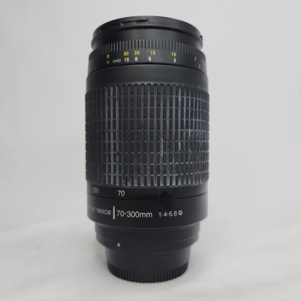 Nikon AF Nikkor 70-300mm 1:4-5.6 G Telephoto Zoom Lens 62mm Made in China Tested - Image 3 of 4