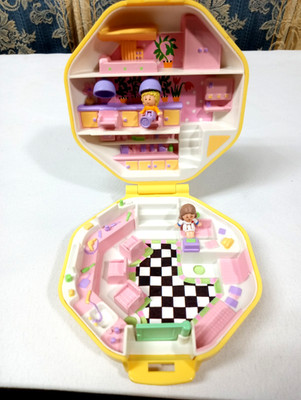 Vintage Polly Pocket Hair Salon Platset Complete