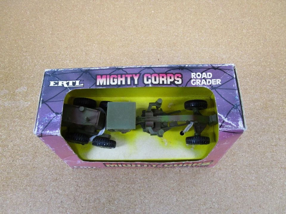 ERTL Mighty Corps Road Grader 1/64 toy construction cat diecast B15Z - Image 2 of 4