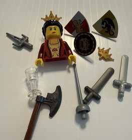Lego Kingdoms RED QUEEN Minifig Gold Castle Girl Princess Dress 10223 LOT Shield