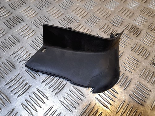 Tail light part
