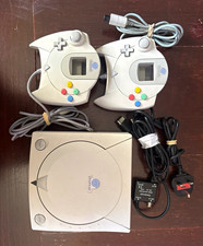 SEGA Dreamcast White Console Bundle, 2 Controllers, Cables, Composite RCA