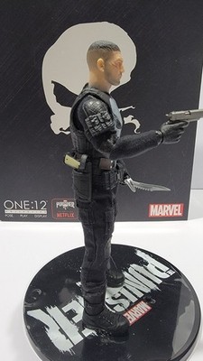 Mezco Toyz Netflix PUNISHER (ULTIMATE EDITION) 1/12 Action Figure