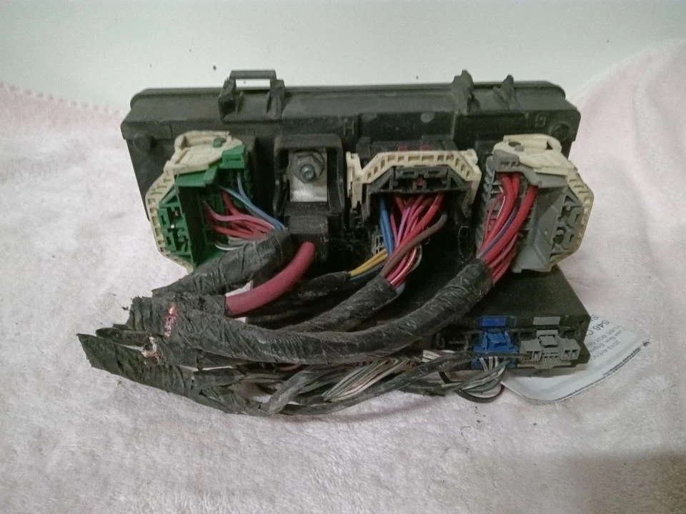 2008-2009 Chrysler Sebring Dodge Avenger TIPM Fuse Box Relay Module Fusebox - Image 4 of 4