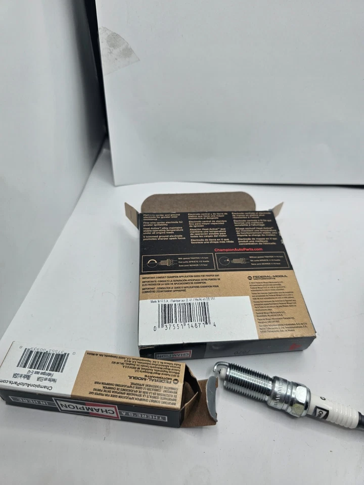 (CANTIDAD 8) Bujía Champion Double Platinum 7570 2015 Nissan Armada Foto 2 de 4