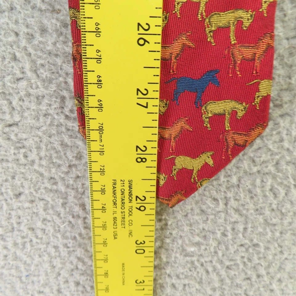Corbata de cuello Ben plateada para hombre seda inglesa roja amarilla caballos 3,25" 58" hecha a mano Reino Unido Foto 4 de 4