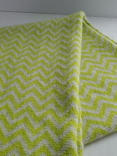 J.CREW Wool Blend Infinity Scarf 14.5" x 63” Knit Lime Green/Gray Geometric EUC - Picture 3 of 6
