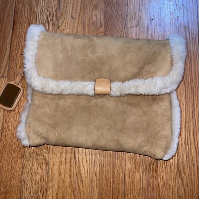 UGG Shearing Chestnut Brown CLUTCH HANDBAG SHEEPSKIN Never Used Medium Size 