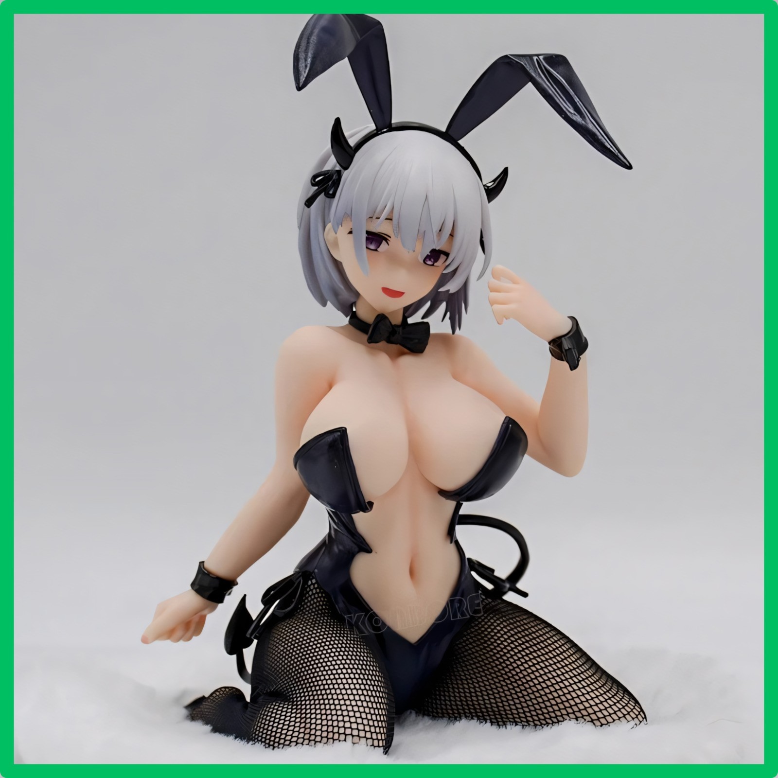 Cadeau collectionneur manga figurine Bunny Nono de 19cm en boite vitrine