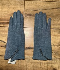 Women  s Wool Gloves With Bows