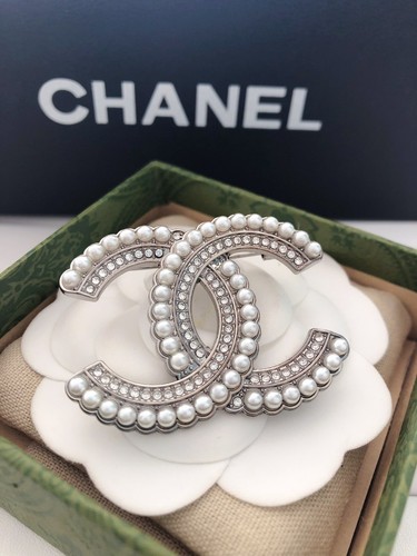 Retro Fashion Ladies' Fashion Classic Three-dimensional Pearl Crystal Brooch - Picture 49 of 54