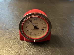 Vintage Kodak Swivel Darkroom Timer No. 8239 – Red Metal – Eastman Kodak