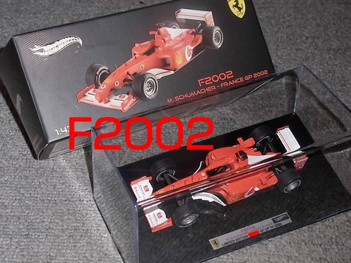 Hot Wheels 1:43 Ferrari F2002 Schumacher - Décalcomanies Tabac à Poser - 54618