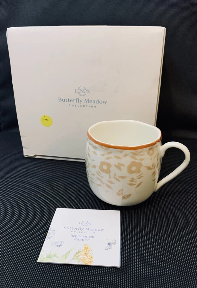 JUEGO DE 4 TAZAS FESTONEADAS EN AZAFRÁN LENOX BUTTERFLY MEADOW COTTAGE TOTALMENTE NUEVAS Foto 2 de 4