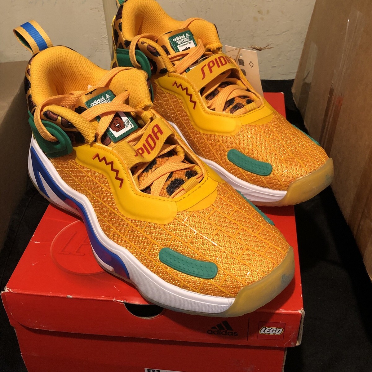 Adidas LEGO Shoes x Yellow Donovan Mitchell GCA SPIDA NEW