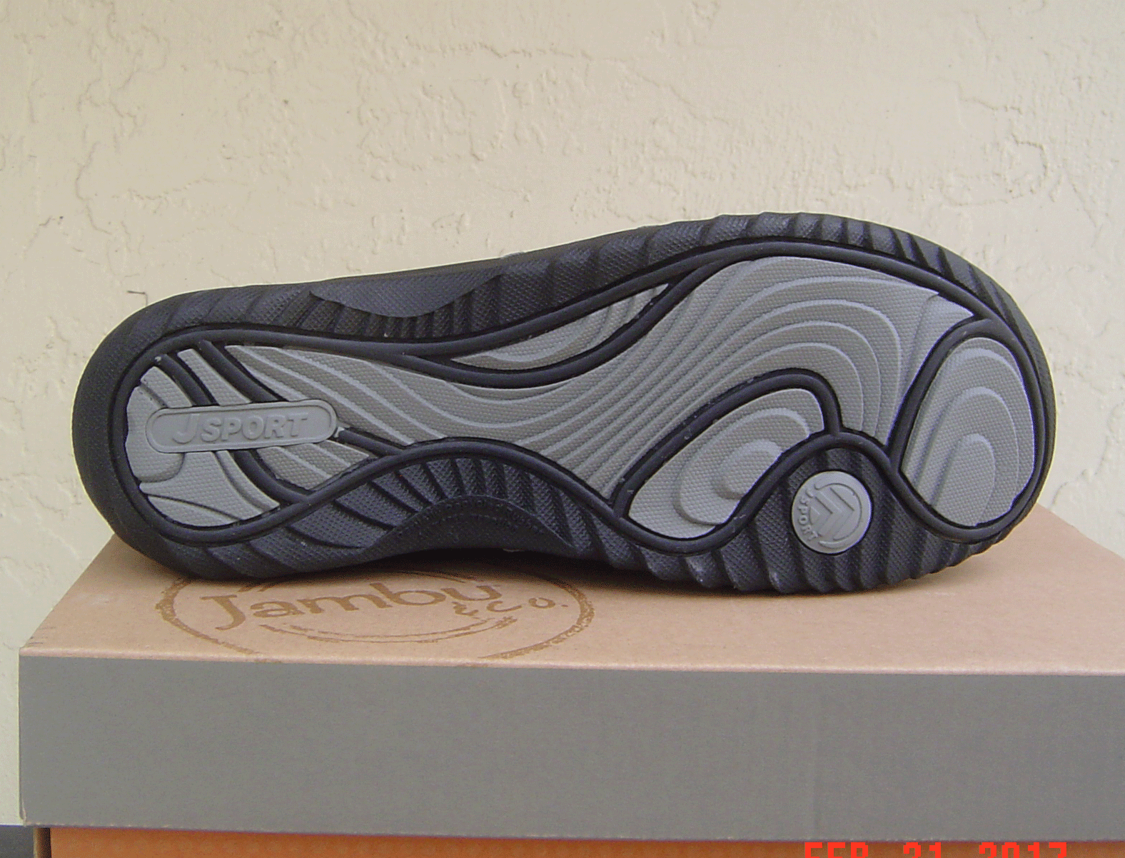Picture 4 of 4