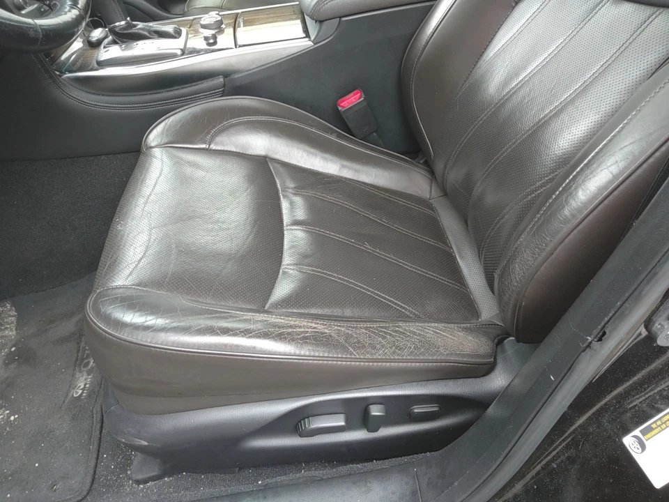 16 INFINITI Q70 Front Seat (bucket) (leather) Driverstonew Foto 3 de 3