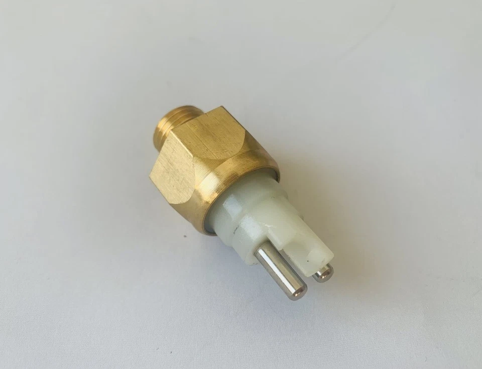 /737/ Temperature Sensor Coolant for Mercedes-Benz A0055457324 W126 - Image 2 of 3