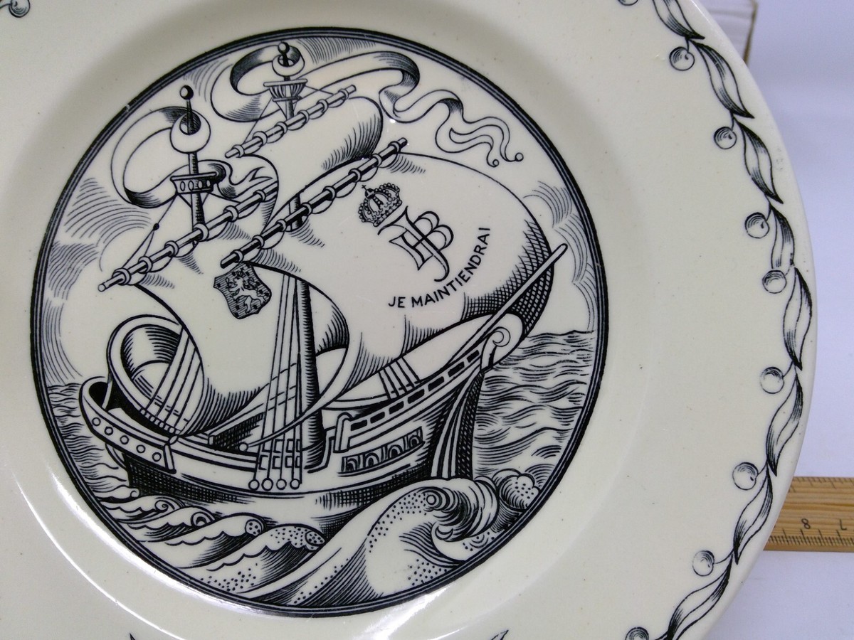 Antique Petrus Regout Maastricht Je Maintiendrai 8 1/8