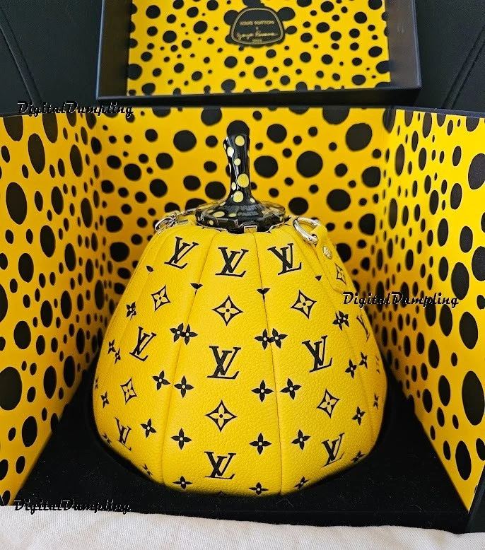 【美品】LOUIS VUITTON YAYOI KUSAMA Louis Vuitton Yayoi Kusama Leather Exterior Medium Bags & Handbags