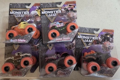   Monster Jam Truck Halloween 2026 1:64 Spooky Collection 5/6 trucks