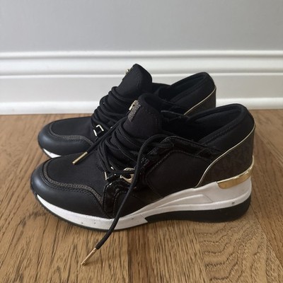 Michael Kors Womens Trainer Sneaker Size 7M Black Gold Lace Up Wedge Shoe
