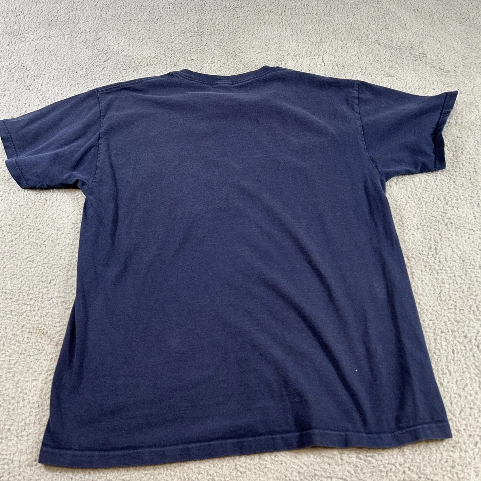 Camisa ganadora para hombre mediana azul marino divertida camiseta gráfica eslogan simple para deportes Foto 3 de 4