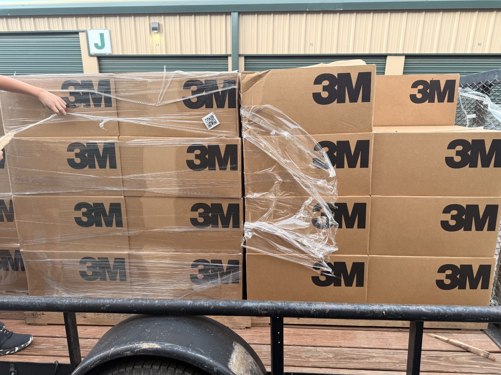 Case Of 220 3M Aura N95 1870+ Respirator And Surgical Face Masks, Exp. 2027-01