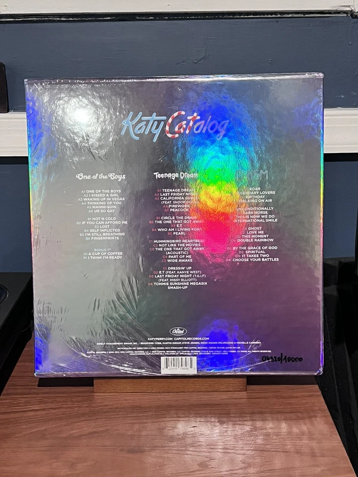 Katy Perry Katy CATalog Collector’s Edition Boxset Colored Vinyl 5 LP Brand New - Image 3 of 4