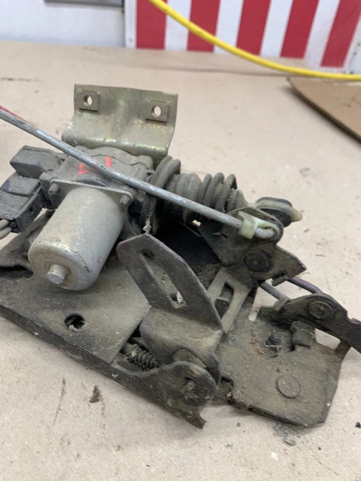 Chevrolet GMC C10 K10 1973 1987 91 pestillo de puerta izquierda eléctrico varilla acoplamiento/enlace de manija Foto 3 de 4