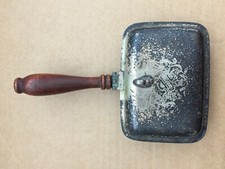 Servierpfännchen, Aschenbecher mit eingraviertem Badischen Adels Wappen, Unikat