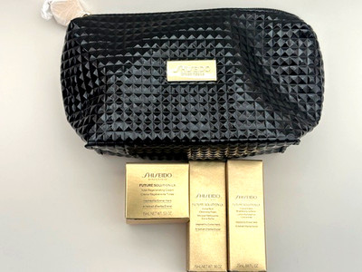 New Shiseido Future Solution LX Deluxe 3 Pieces Travel Set + Zippered Pouch