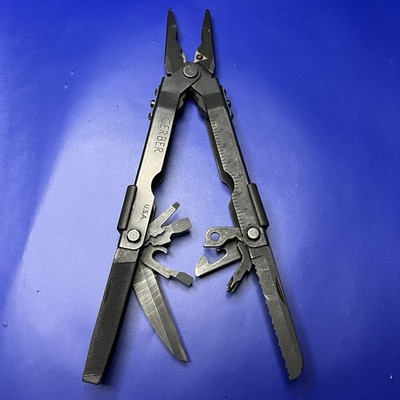 Gerber MP600 Black Oxide Multi-Tool Needle Nose Pliers Carbide Cutters