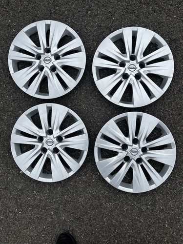 USED 16” Nissan Sentra Wheel Covers 20-25 OEM Silver Set of 4 Great Condition!!