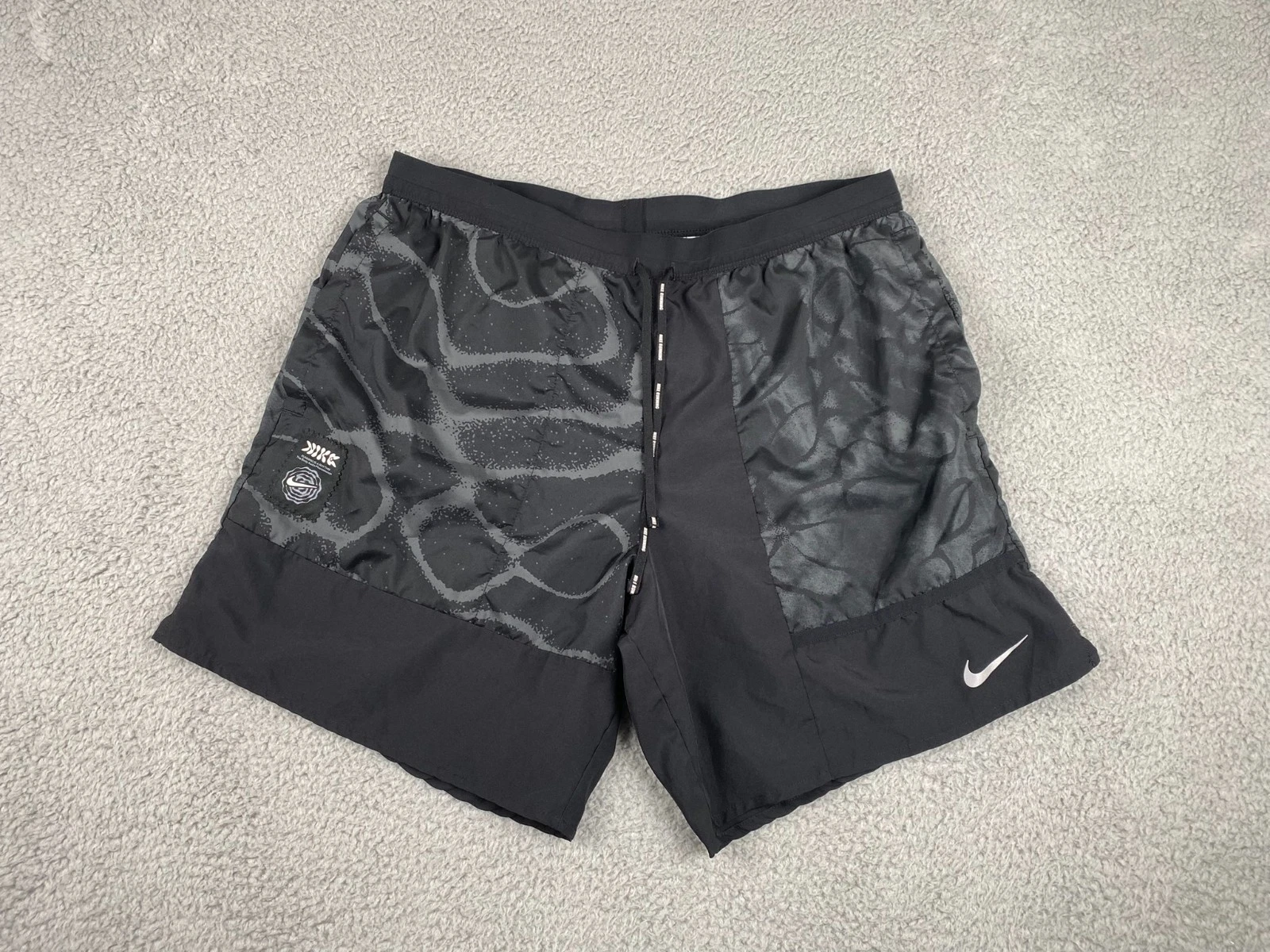 Nike Flex Stride Wild Run Future Shorts Mens Large Black Gray Running DM4749-010