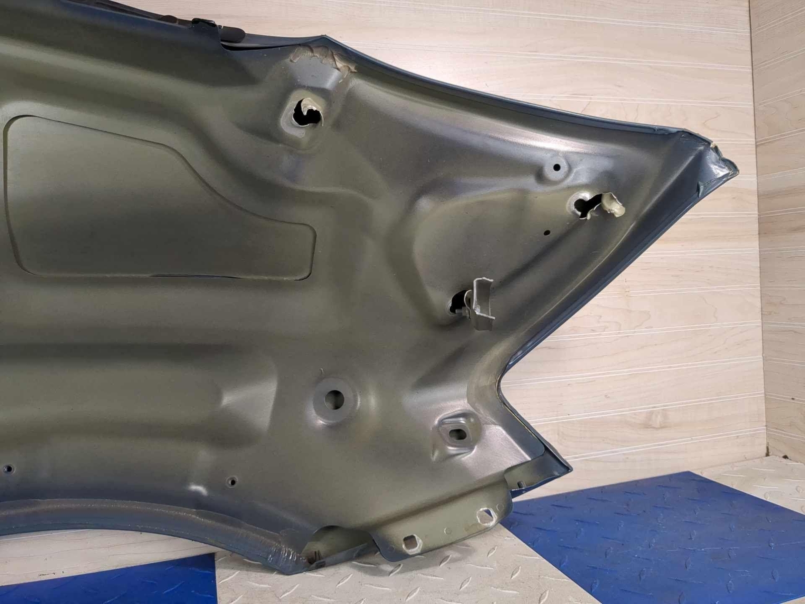 2017-2022 Audi R8 Coupe OEM Passenger Right Side Quarter Panel Kemora Gray Dents