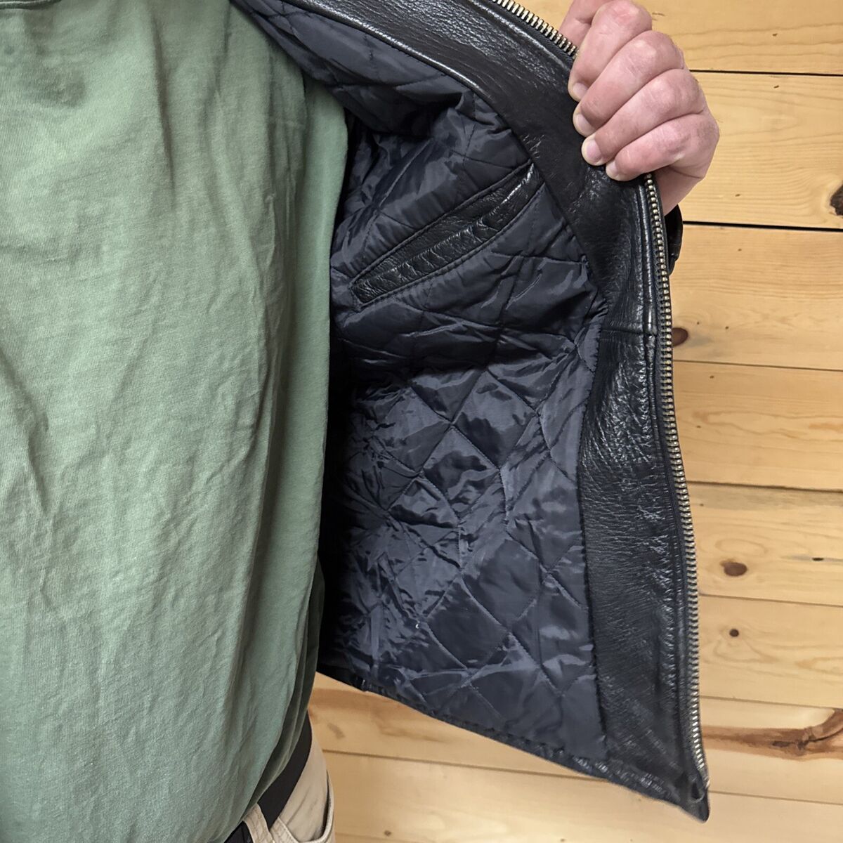 Schott #135 Leather Casual Weekend Pebbled Cowhide Black Schott #135 Leather Casual Weekend Pebbled Cowhide Black