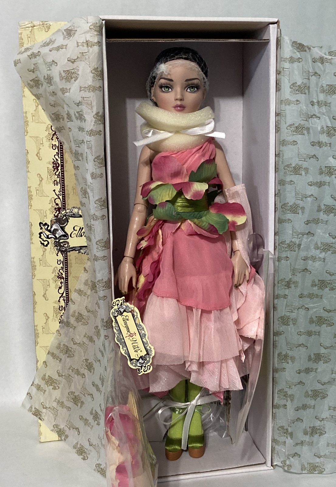 Куклы Tonner Ellowyne Wilde Imagination Secret Garden Rose 2012 Convention LE300