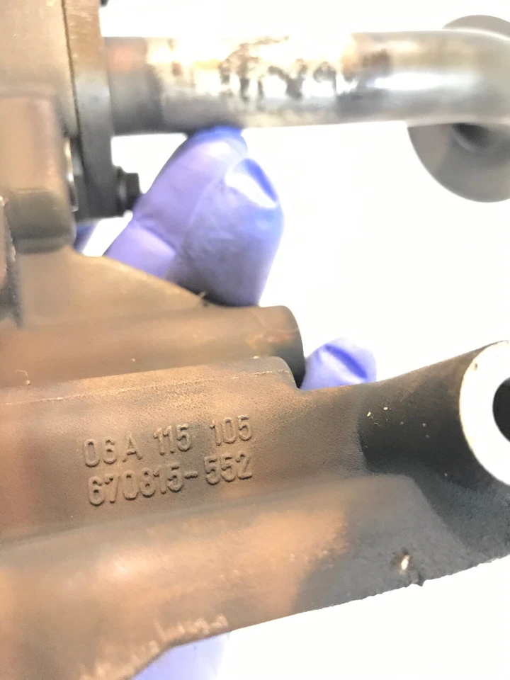 Bomba de óleo Audi A4/A3 06A115105 tipo motor Akl genuína 1.6 gasolina 2001 - Imagem 2 de 4