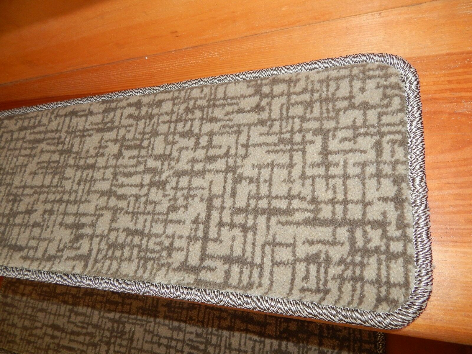 Picture 4 of 5