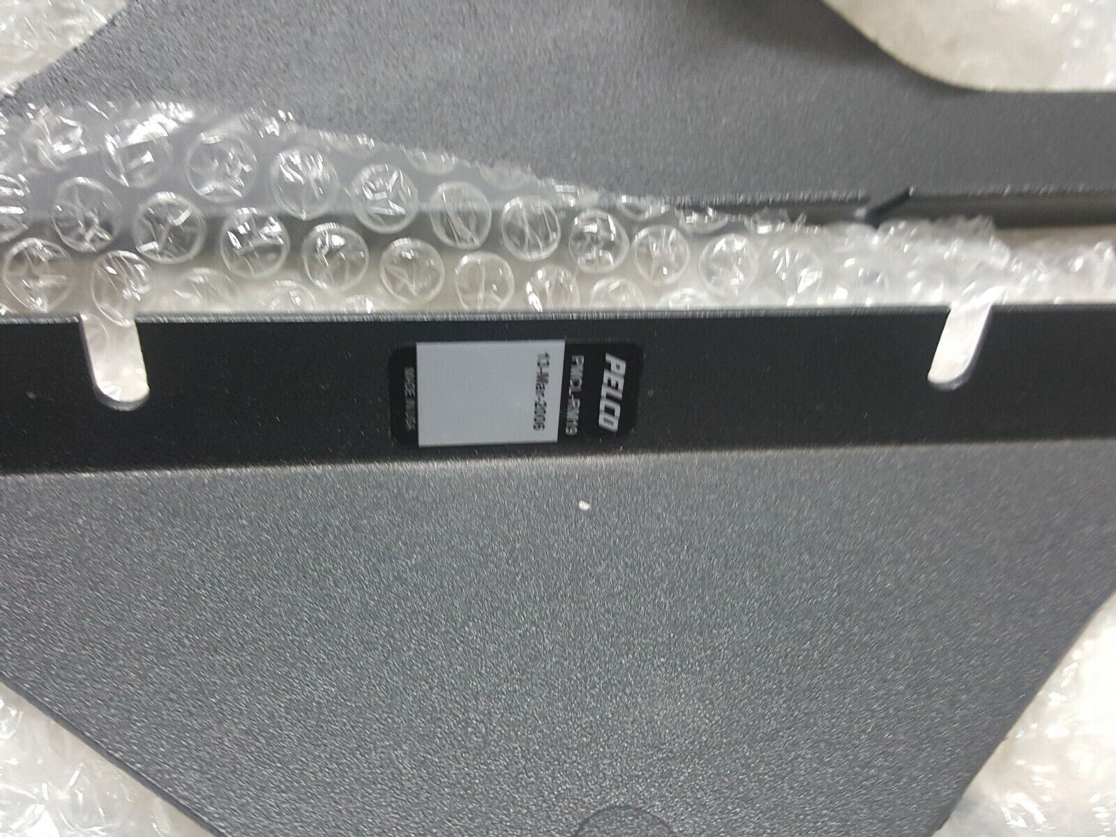 Pelco PMCL-RM19 19 IN LCD standard Rack-Mount Black | eBay