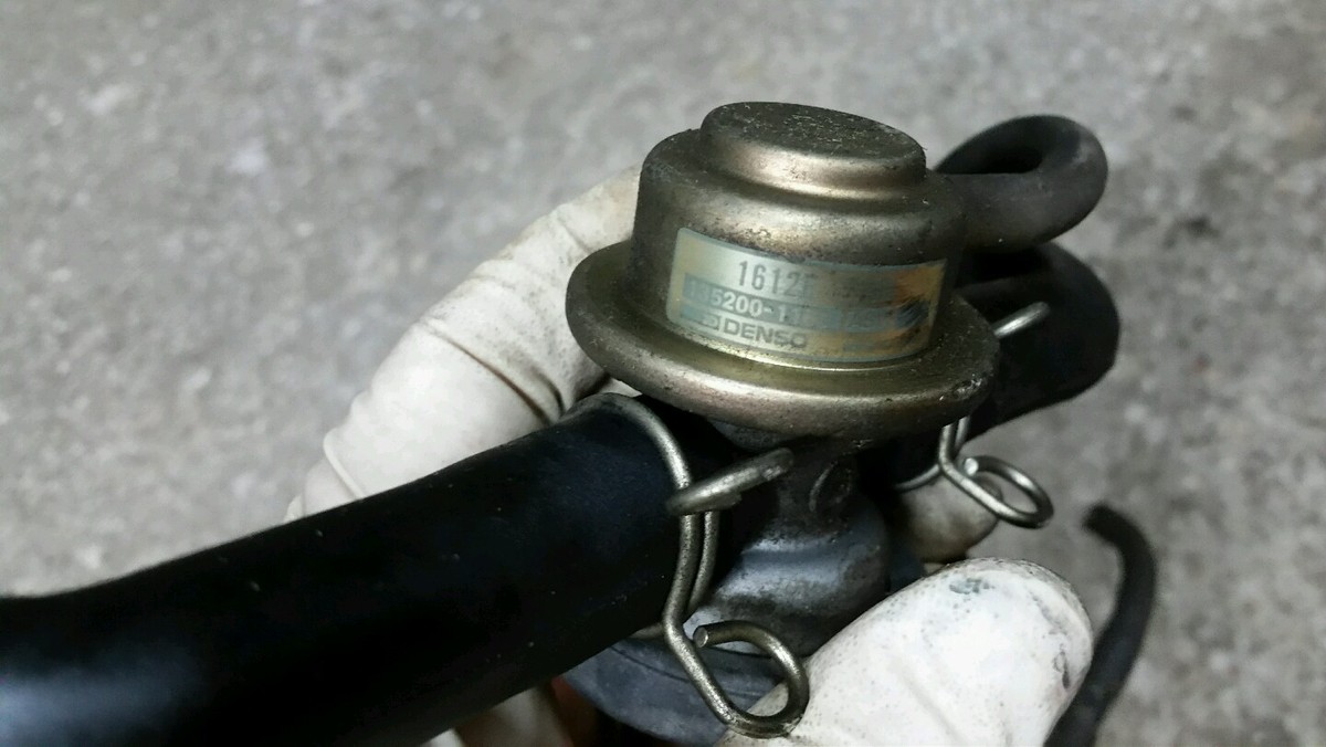 1991 Kawasaki zx6 ninja intake Air Switch Cut Off Valve