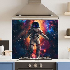 Premium Various Sizes Floating Space 6mm Glass Toughened Kitchen Splashback