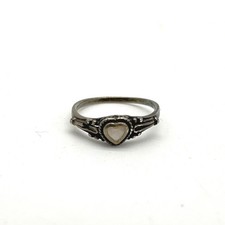 Vintage Sterling Silver Heart Mother of Pearl Ring Size 6