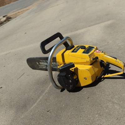 #ad RUNNING McCulloch Pro Mac 10 10 Chainsaw Automatic $200.00